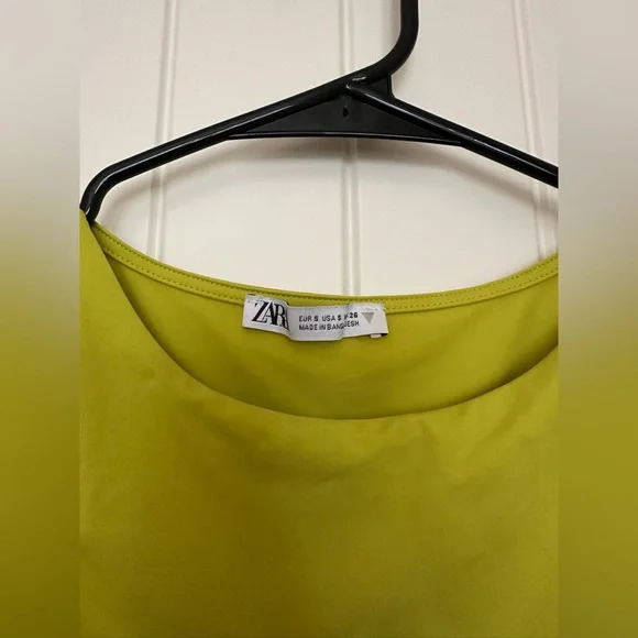 Green Zara top - Picture 2 of 3